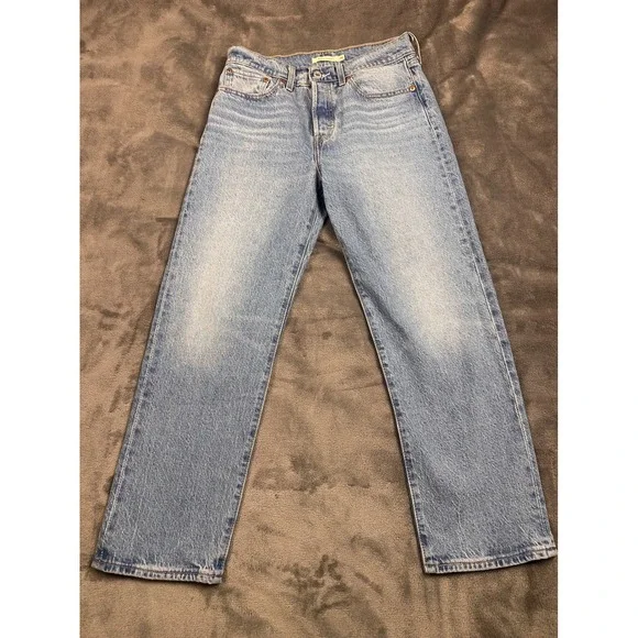 Levis Premium Wedgie Straight Jeans Light Wash High Rise Button Fly W28 L26 - Picture 1 of 8